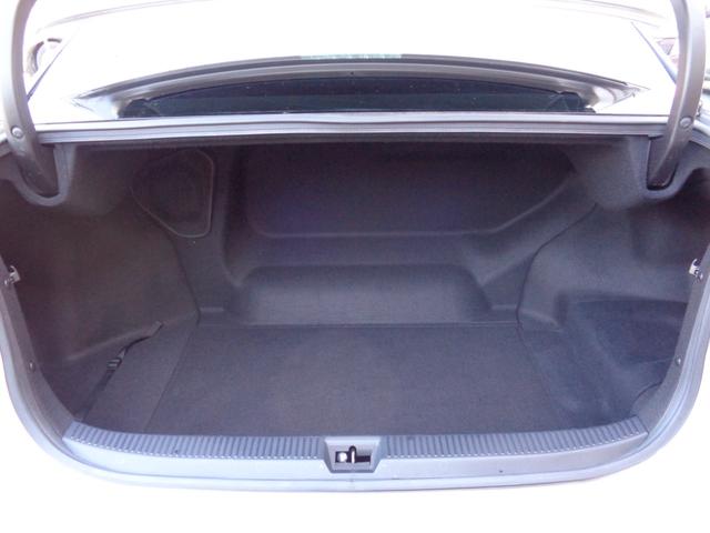 MIRAI ベースグレード ・当店買取・車検整備付き・燃料電池車・トヨタセーフティセンス・アダプティブクルコン・純正9インチSDナビ・フルセグ・ETC・バックカメラ・前席パワーシート・全席シートヒーター・LEDヘッドライト(13枚目)