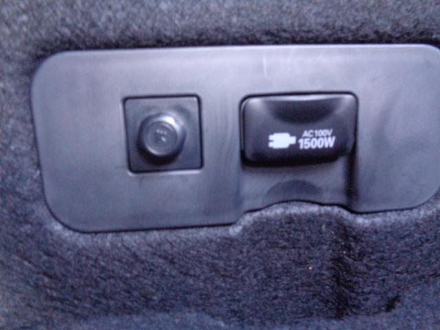 MIRAI ベースグレード ・当店買取・車検整備付き・燃料電池車・トヨタセーフティセンス・アダプティブクルコン・純正9インチSDナビ・フルセグ・ETC・バックカメラ・前席パワーシート・全席シートヒーター・LEDヘッドライト(15枚目)