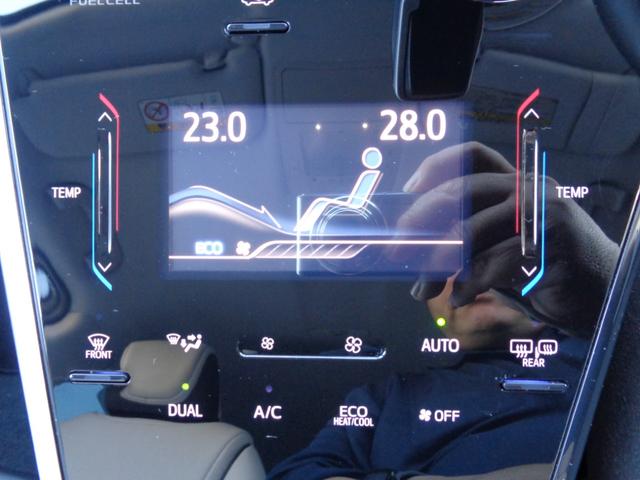 MIRAI ベースグレード ・当店買取・車検整備付き・燃料電池車・トヨタセーフティセンス・アダプティブクルコン・純正9インチSDナビ・フルセグ・ETC・バックカメラ・前席パワーシート・全席シートヒーター・LEDヘッドライト(30枚目)