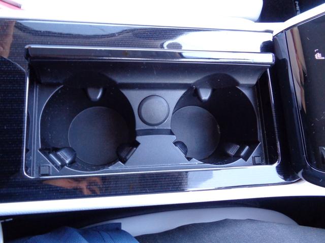 MIRAI ベースグレード ・当店買取・車検整備付き・燃料電池車・トヨタセーフティセンス・アダプティブクルコン・純正9インチSDナビ・フルセグ・ETC・バックカメラ・前席パワーシート・全席シートヒーター・LEDヘッドライト(45枚目)