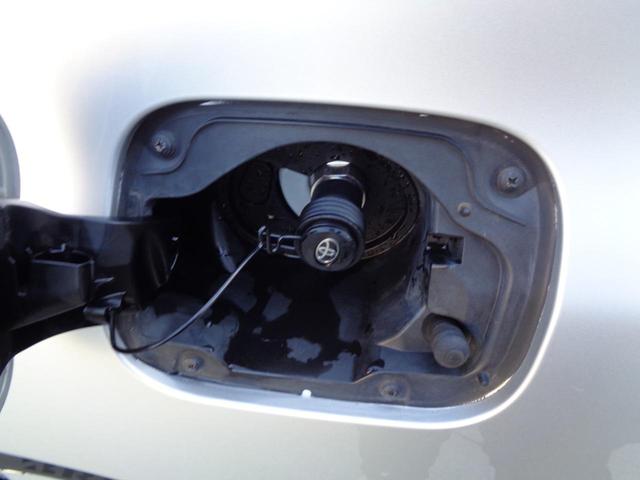 MIRAI ベースグレード ・当店買取・車検整備付き・燃料電池車・トヨタセーフティセンス・アダプティブクルコン・純正9インチSDナビ・フルセグ・ETC・バックカメラ・前席パワーシート・全席シートヒーター・LEDヘッドライト(71枚目)