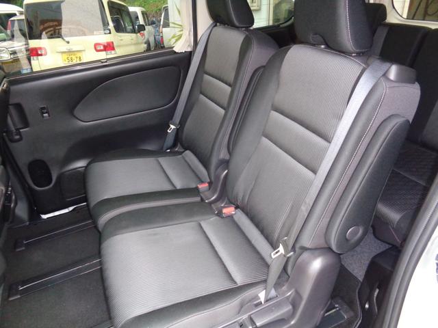 セレナ e-パワー ハイウェイスターV ・当店買取・車検整備付・全国2年保証・ワンオーナー・禁煙車・エマブレ・両側パワスラ・純正7インチSDナビ・アラウンドビュー・フルセグ・フリップダウンモニター・デジタルインナーミラー・LEDヘッドライト(13枚目)