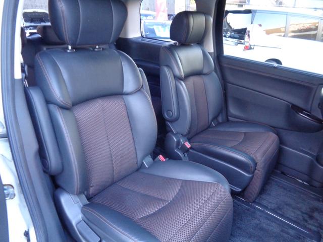 エルグランド ２５０ハイウェイスターアーバンクロム　・当店買取・車検整備付・２オーナー・車庫保管・禁煙車・両側パワスラ・純正ＳＤナビ・バックカメラ・フルセグ・ＥＴＣ・合皮ハーフレザーシート・オットマン・フルエアロ・ＨＩＤヘッドライト・コンビステアリング（9枚目）