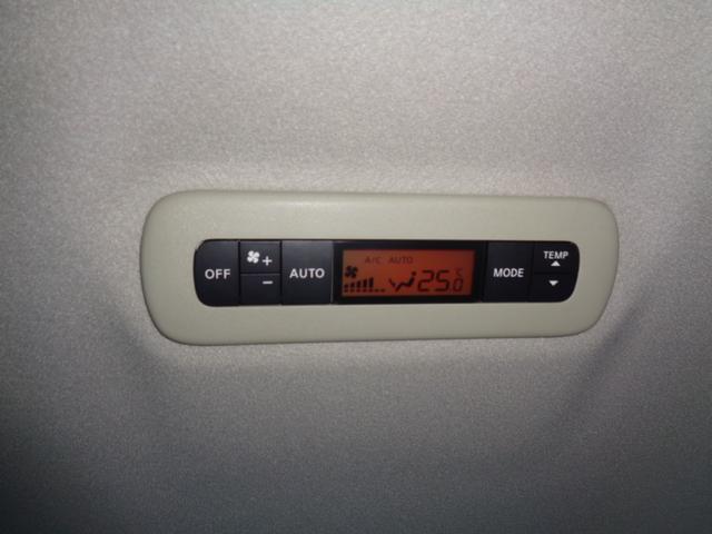 エルグランド ２５０ハイウェイスターアーバンクロム　・当店買取・車検整備付・２オーナー・車庫保管・禁煙車・両側パワスラ・純正ＳＤナビ・バックカメラ・フルセグ・ＥＴＣ・合皮ハーフレザーシート・オットマン・フルエアロ・ＨＩＤヘッドライト・コンビステアリング（55枚目）