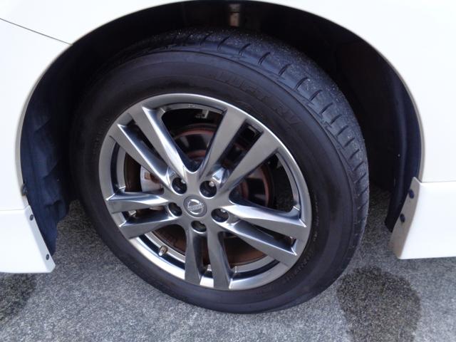 エルグランド ２５０ハイウェイスターアーバンクロム　・当店買取・車検整備付・２オーナー・車庫保管・禁煙車・両側パワスラ・純正ＳＤナビ・バックカメラ・フルセグ・ＥＴＣ・合皮ハーフレザーシート・オットマン・フルエアロ・ＨＩＤヘッドライト・コンビステアリング（71枚目）