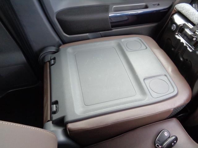 ����Ȃ͎�O�ɂ��|��܂��B�ȈՃe�[�u���ɂ��Ȃ�܂����A���ڂ��̂�ςޏꍇ�ɂ����ɗ����܂��B