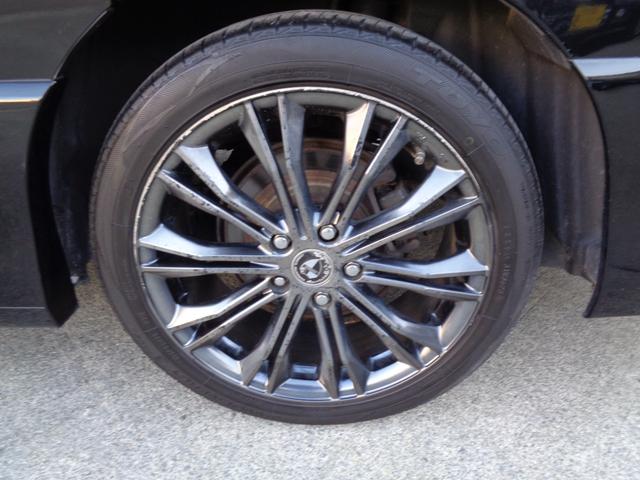 �ЊO�̂P�W�C���`�A���~�z�C�[������������Ă��܂��B