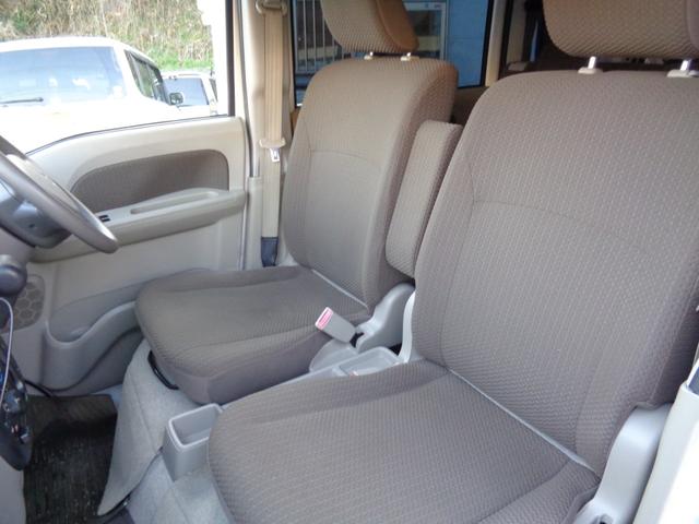 �V�[�g�́A����₷���A�^�]���̃z�[���h�����悭�A�|�����₷�����n�ɂȂ��Ă��܂��B