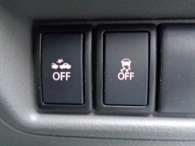 �Փ˂̂����ꂪ����Ɣ��f����ƃu�U�[���⃁�[�^�[���̕\���ɂ���ăh���C�o�[�Ɍx�����܂��B�Փ˂̉\�������܂�Ǝア�u���[�L���쓮�����܂��B