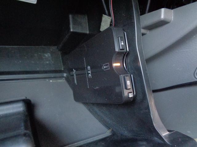 �������H��L�����H�̗������Q�[�g�ŁA�����Ԃ⎩����ւɓ��ڂ����ԍڊ�Ɩ����ʐM���s���A�Ԏ��ʍs��Ԃ𔻕ʂ��ĔF�؂⌈�ς��s���V�X�e���ŃX���[�Y�ɗ�������ʉ߂ł��܂��B