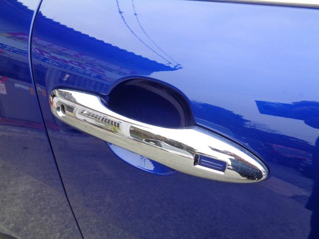 �h�A�A�E�^�[�n���h���̓��b�L�J�o�[����������Ă��܂��B