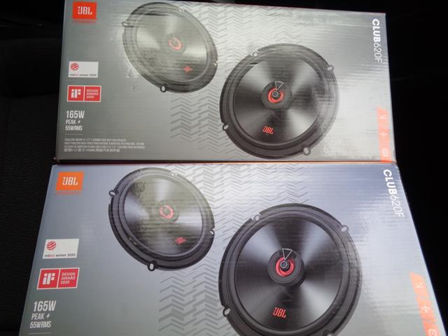 �X�s�[�J�[�͂i�a�k�̃X�s�[�J�[�Ɍ������Ă���܂��B