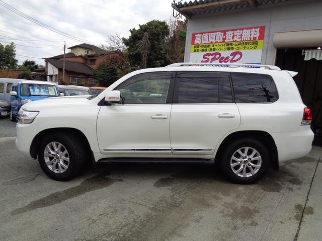 ���Ɏ��ɓ��O�ȑ��s�`�F�b�N�����A���S���Ē����邽�߂ɁA�G���W���I�C���A�I�C���G�������g�A�G�A�N���[�i�[�A�G�A�R���t�B���^�[�A�^�C���S�{�A���C�p�[�S���R������������Ƃ��Ĕ[�Ԓv���܂��B