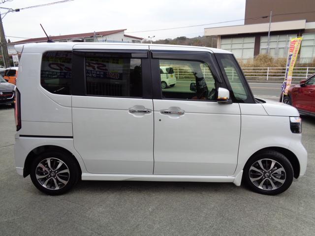Ｎ－ＢＯＸカスタム ベースグレード　・当店自家用車登録車・９インチディスプレイメモリーナビ・マルチビューカメラ・左右パワスラ・３カメラドラレコ・ワンタッチスライドドア・フルセグ・アダクティブクルコン・ＬＥＤヘッドライト・プレミアムマット（3枚目）