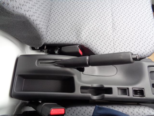 クリッパートラック DX セーフティパッケージ ・当店新車仕入れ・現行車・届出済未使用車・追突防止・車線逸脱警報・前後踏み間違え抑制・エアコン・パワステ・パワーウインドウ・前後障害物ソナー・4AT・LEDヘッドライト・オートライト・ラジオ・(37枚目)