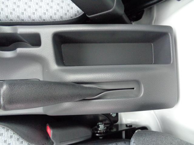 クリッパートラック DX セーフティパッケージ ・当店新車仕入れ・現行車・届出済未使用車・追突防止・車線逸脱警報・前後踏み間違え抑制・エアコン・パワステ・パワーウインドウ・前後障害物ソナー・4AT・LEDヘッドライト・オートライト・ラジオ・(53枚目)