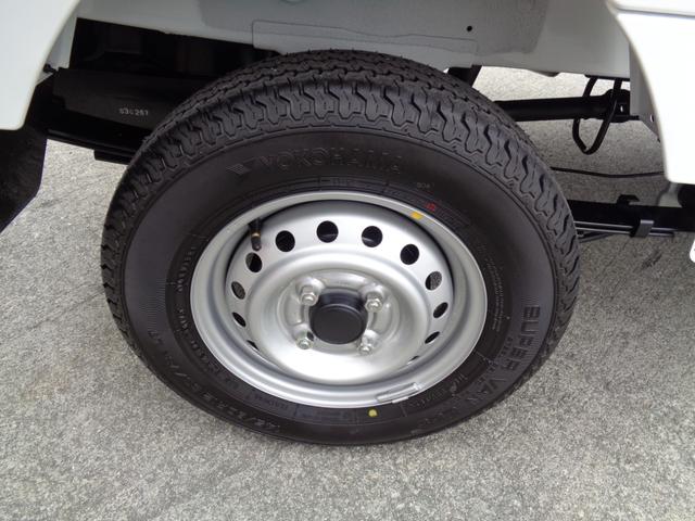 クリッパートラック DX セーフティパッケージ ・当店新車仕入れ・現行車・届出済未使用車・追突防止・車線逸脱警報・前後踏み間違え抑制・エアコン・パワステ・パワーウインドウ・前後障害物ソナー・5MT・LEDヘッドライト・オートライト・ラジオ・(63枚目)