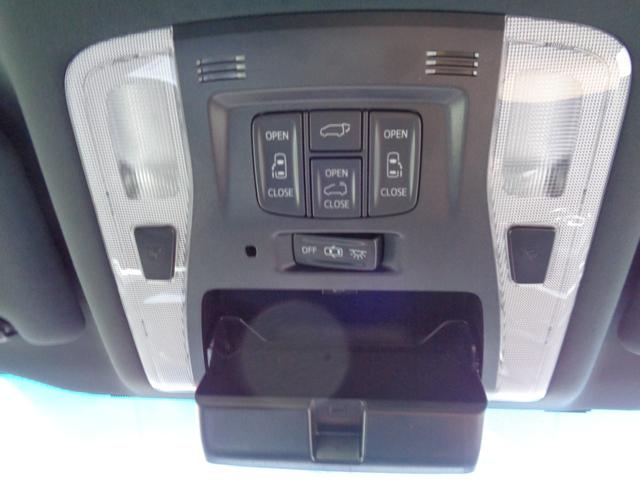 �v�T�����[�t�����ŃR���g���[���p�l���̓t�����g�A�������ɂ���܂��B