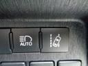 プリウスαの“Toyota Safety Sense” は、ミリ波レーダーと単眼カメラを併用した検知センサーと、それに基づく統合的な制御により、事故の回避や衝突被害の軽減を支援します。