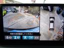 空の上から見下ろすような視点でスムース駐車。全周囲ビューモニター狭い場所での駐車でも、周囲が映像で確認できます。