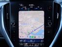 スマートフォン連携機能を備え、ナビやオーディオ、アプリ操作が可能な大型ディスプレイです。androidautoやcarPlayなどを使えばナビ表示などをします。