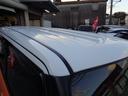 メーカーオプションのホワイトルーフ