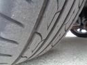 タイヤの残り溝は８部山程度です。安心してお乗り頂けます。