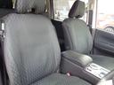 シートは、座りやすく、運転時のホールド性もよく、掃除しやすいシートカバー生地になっています。前席にはシートヒーターを装備しています。