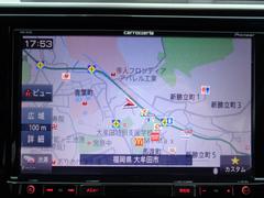 ナビゲーションシステムが付いています。ドライブやお買い物、イベントなどに道に迷わず目的地にいけます。場所を探す、計画を立てるなどいろいろな場面でとても便利です。 3
