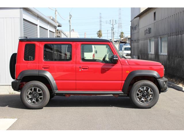 ジムニーノマド ＦＣ　ＦＣ　４ＷＤ　セーフティサポート　レーダークルーズ　シートヒーター　スマートキー　ＬＥＤヘッド　純正１５インチアルミ　オートハイビーム　車線逸脱警報　オートライト　オートエアコン　メーカー保証（5枚目）