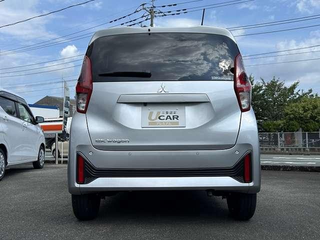 ｅＫワゴン Ｍ　元社用車／バックカメラ付き　踏み間違い防止アシスト　イモビライザー　パワーウィンドウ　Ｐセンサー　マニュアルエアコン　バックカメラ　キーレスエントリー　前席シートヒーター　ＡＳＣ　エアバック　パワステ（6枚目）