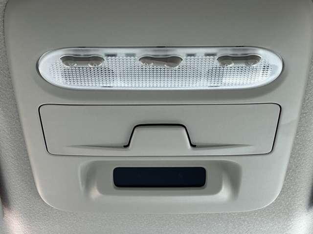 ｅＫワゴン Ｍ　元社用車／バックカメラ付き　踏み間違い防止アシスト　イモビライザー　パワーウィンドウ　Ｐセンサー　マニュアルエアコン　バックカメラ　キーレスエントリー　前席シートヒーター　ＡＳＣ　エアバック　パワステ（16枚目）