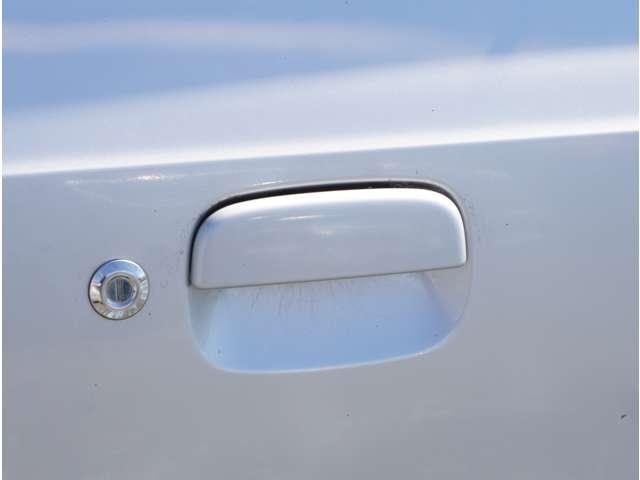 アルト Ｓ　純正ＣＤチューナー／シートヒーター　ＡＡＣ　横滑り防止装置付　全席ＰＷ　エネチャージ　キーレス　Ｗエアバッグ　運転席エアバック　運転席シートヒーター　ＡＢＳ　パワーステアリング（17枚目）