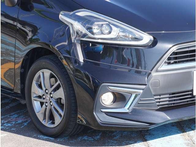 シエンタ Ｇ　クエロ　Ｔ－Ｃｏｎｎｅｃｔナビ　ドラレコ　地デジＴＶ　軽減ブレーキ　両側自動ドア　Ｉストップ　後カメラ　デュアルエアバック　パワーウィンドウ　フルオートエアコン　ＬＥＤヘッド　ナビ＆ＴＶ　スマキー　ＶＳＣ（15枚目）