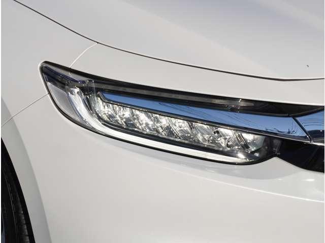 インサイト ＥＸ　純正ナビ　前後ドラレコ　シートヒーター　ソナー　衝突軽減　Ｒカメラ　ＬＥＤライト　アルミ　ＡＢＳ　前席シートヒーター　オ－トエアコン　ナビＴＶ　パワーウィンドウ　スマキー　クルコン　ＰＷシート　ＶＳＡ（17枚目）