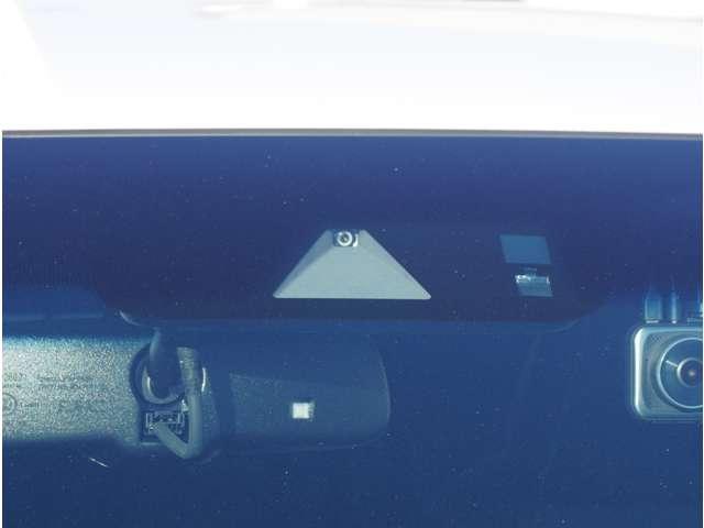 インサイト ＥＸ　純正ナビ　前後ドラレコ　シートヒーター　ソナー　衝突軽減　Ｒカメラ　ＬＥＤライト　アルミ　ＡＢＳ　前席シートヒーター　オ－トエアコン　ナビＴＶ　パワーウィンドウ　スマキー　クルコン　ＰＷシート　ＶＳＡ（19枚目）