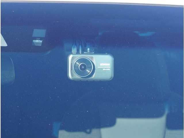 インサイト ＥＸ　純正ナビ　前後ドラレコ　シートヒーター　ソナー　衝突軽減　Ｒカメラ　ＬＥＤライト　アルミ　ＡＢＳ　前席シートヒーター　オ－トエアコン　ナビＴＶ　パワーウィンドウ　スマキー　クルコン　ＰＷシート　ＶＳＡ（20枚目）