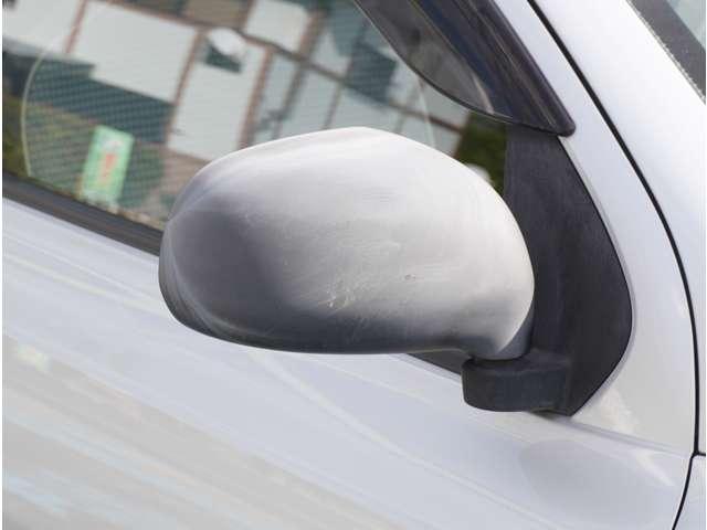 アルト Ｆ　５速ＭＴ　純正ＣＤプレーヤー　横滑り防止装置　ダブルエアバック　キーレスエントリーシステム　横滑防止　パワステ　運転席エアバッグ　ＡＣ　ＡＢＳ　パワーウインドー（13枚目）