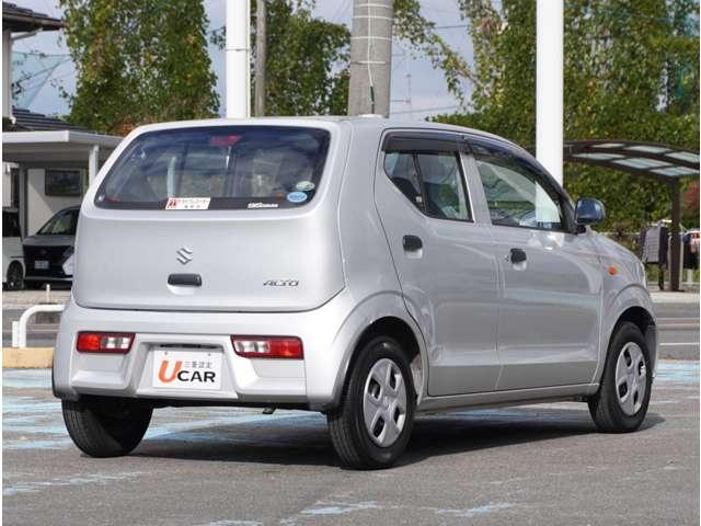 アルト Ｆ　５速ＭＴ　純正ＣＤプレーヤー　横滑り防止装置　ダブルエアバック　キーレスエントリーシステム　横滑防止　パワステ　運転席エアバッグ　ＡＣ　ＡＢＳ　パワーウインドー（19枚目）