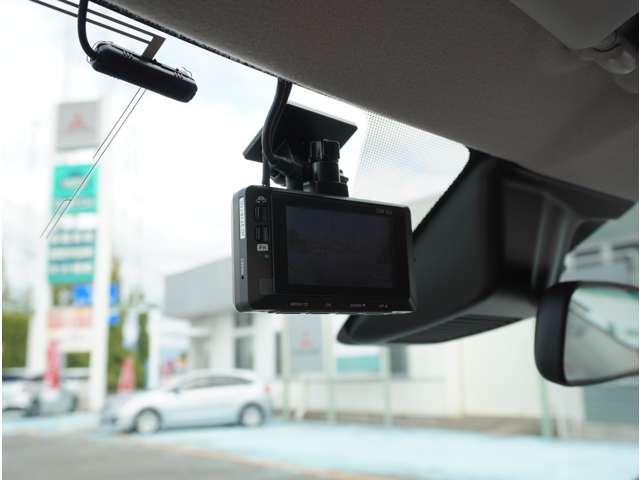 ｅＫワゴン Ｍ　ナビ　前後ドライブレコーダー　ＡＵＸ接続　踏み間違い防止アシスト　イモビライザー　ナビＴＶ　パワーウィンドウ　フルセグ　Ｐセンサー　マニュアルエアコン　キーレスエントリー　前席シートヒーター　ＡＳＣ（9枚目）