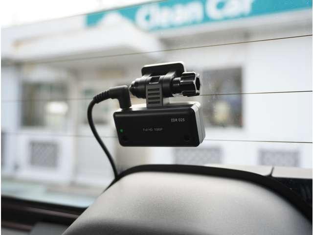 ｅＫワゴン Ｍ　ナビ　前後ドライブレコーダー　ＡＵＸ接続　踏み間違い防止アシスト　イモビライザー　ナビＴＶ　パワーウィンドウ　フルセグ　Ｐセンサー　マニュアルエアコン　キーレスエントリー　前席シートヒーター　ＡＳＣ（10枚目）