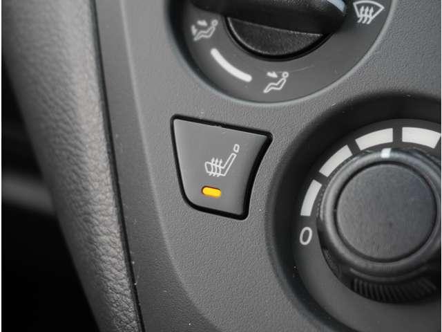 ｅＫワゴン Ｍ　ナビ　前後ドライブレコーダー　ＡＵＸ接続　踏み間違い防止アシスト　イモビライザー　ナビＴＶ　パワーウィンドウ　フルセグ　Ｐセンサー　マニュアルエアコン　キーレスエントリー　前席シートヒーター　ＡＳＣ（11枚目）