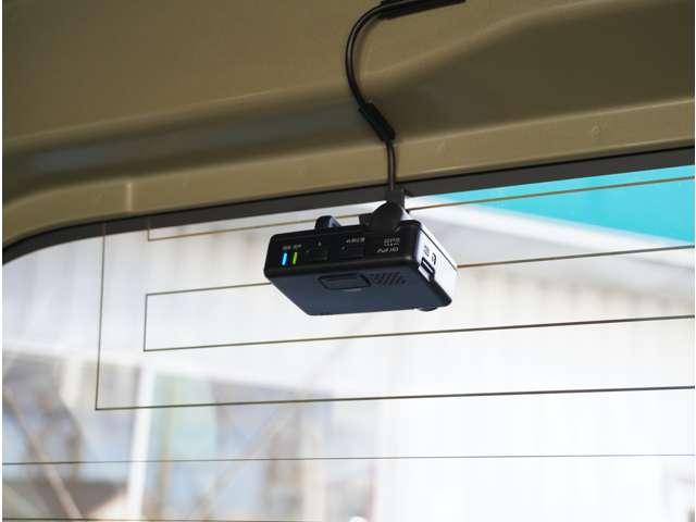 Ｎ－ＶＡＮ＋スタイル ファン・ターボ　８インチ純正ナビ　前後ドラレコ　地デジＴＶ　ナビＴＶ　ＥＴＣ付き　セキュリティアラーム　インテリキー　ＬＥＤヘッド　ＥＳＣ　アクティブクルーズコントロール　ＡＡＣ　Ｂモニ　両側スライドドア　ターボ車（11枚目）