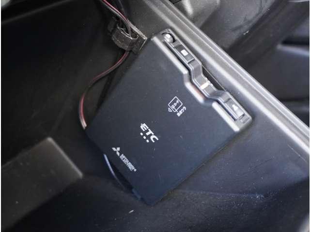 ジムニー XC ナビ 地デジTV バックカメラ ETC バックカメ デュアルセンサーブレーキS Wエアバッグ 地デジフルセグTV AUTOエアコン パワーウィンドゥ ETC付 ナビTV スマキー セキュリティアラーム(10枚目)