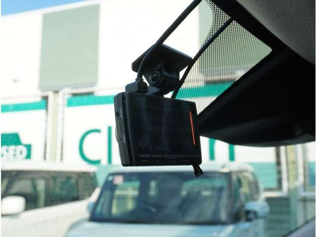 エクリプスクロスＰＨＥＶ Ｇ　ナビ　地デジＴＶ　バックカメラ　ＥＴＣ　ＬＥＤヘッドランプ　衝突被害軽減システム　ＤＶＤ再生　オートクルーズコントロール　ＥＴＣ車載器　フルセグＴＶ　クリアランスソナー　バツクカメラ　４ＷＤ　ＡＢＳ（11枚目）