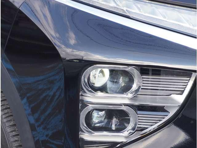 エクリプスクロスＰＨＥＶ Ｇ　ナビ　地デジＴＶ　バックカメラ　ＥＴＣ　ＬＥＤヘッドランプ　衝突被害軽減システム　ＤＶＤ再生　オートクルーズコントロール　ＥＴＣ車載器　フルセグＴＶ　クリアランスソナー　バツクカメラ　４ＷＤ　ＡＢＳ（18枚目）