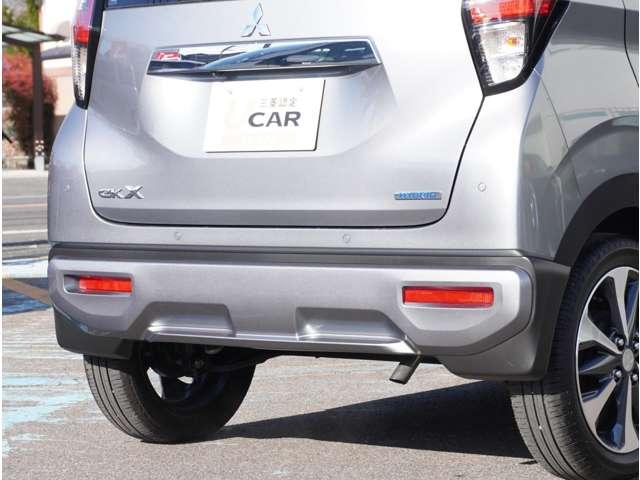 �y�N���A�����X�\�i�[�z�o���p�[�ɕt�����Z���T�[����Q�������m�B���̋����ɋ߂Â��ƃA���[�g�ŋ����Ă���܂��B�������ԃX�y�[�X��Ԍɓ��ꎞ�����S�ł��B