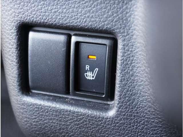 スペーシアカスタム ハイブリッドＧＳ　ディスプレイオーディオ　Ｂｌｕｅｔｏｏｔｈ機能　前後誤発進抑制機能　ＥＳＰ　シートＨ　イモビライザー　クルコン　運転席助手席エアバック　ＬＥＤヘッドライト　スマートキー　サイドエアバッグ　エアコン（10枚目）