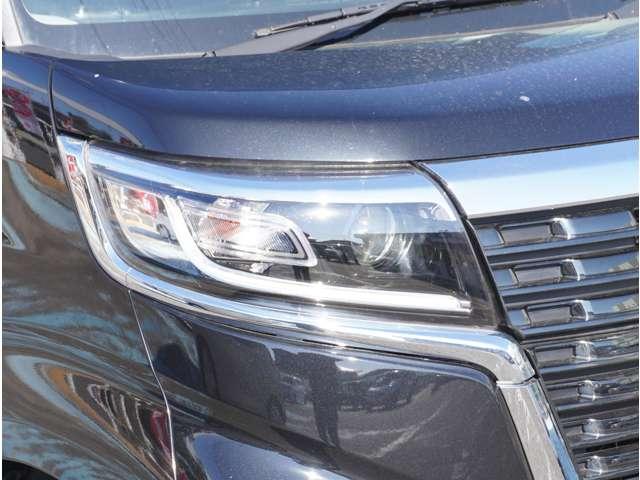 スペーシアカスタム ハイブリッドＧＳ　ディスプレイオーディオ　Ｂｌｕｅｔｏｏｔｈ機能　前後誤発進抑制機能　ＥＳＰ　シートＨ　イモビライザー　クルコン　運転席助手席エアバック　ＬＥＤヘッドライト　スマートキー　サイドエアバッグ　エアコン（16枚目）