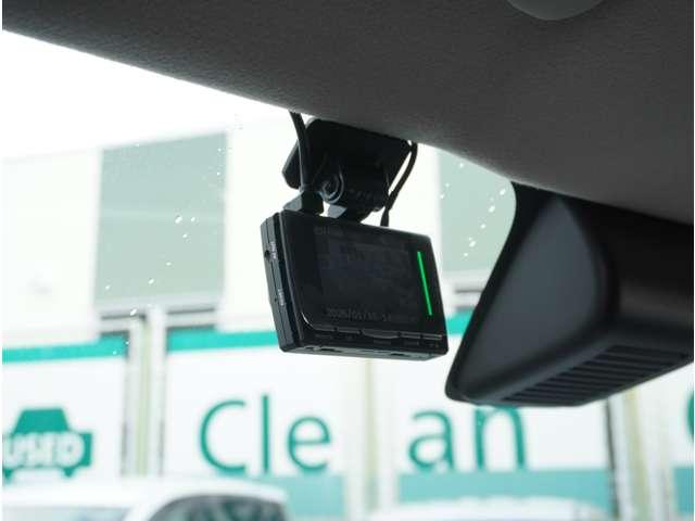 �y�O���h���C�u���R�[�_�[�z���S�E���S�ȃJ�[���C�t�ɕK�{�̃h���C�u���R�[�_�[�𑕔��B������^�]�⎖�̂ɑ��������ۂ̏󋵂��f���ŋL�^���A����̃��X�N�ɔ����܂��B